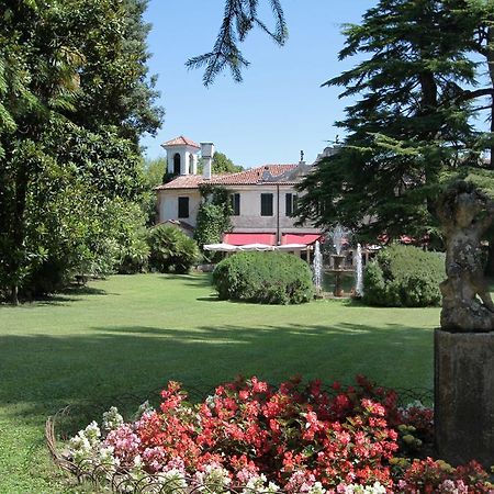 Hotel Villa Luppis Pasiano Di Pordenone Ngoại thất bức ảnh