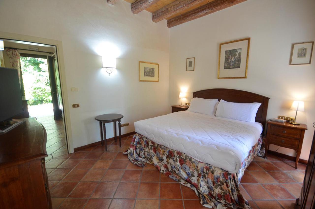 Hotel Villa Luppis Pasiano Di Pordenone Ngoại thất bức ảnh
