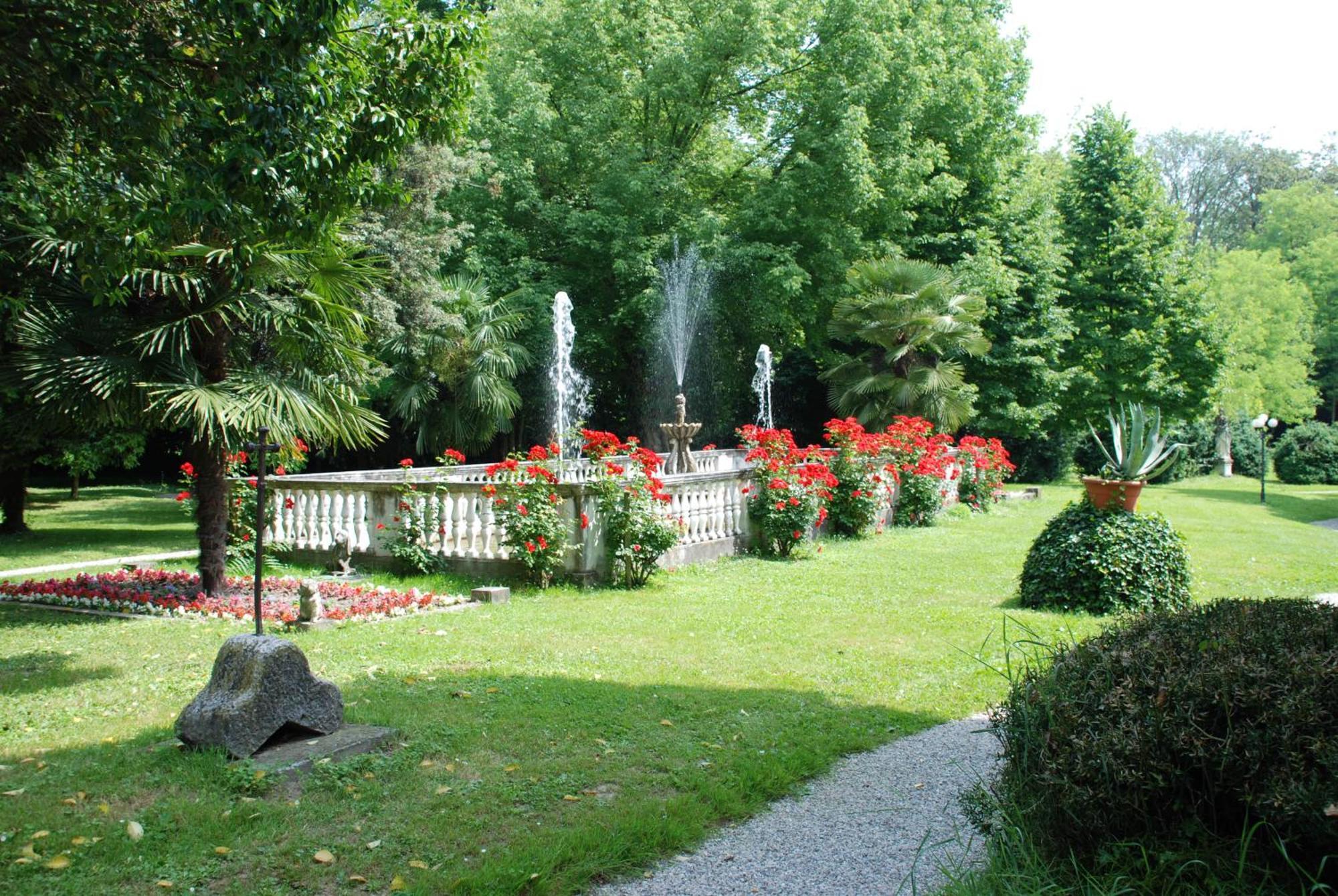 Hotel Villa Luppis Pasiano Di Pordenone Ngoại thất bức ảnh