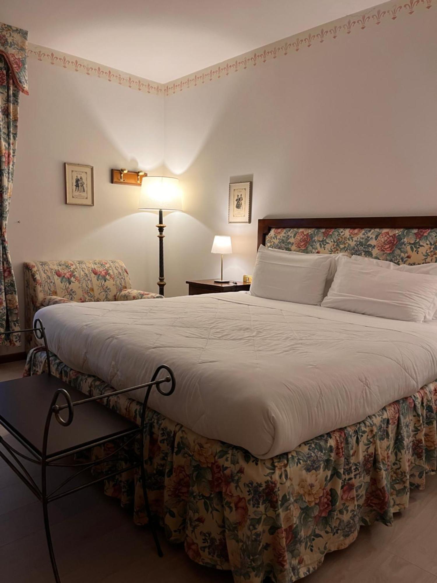Hotel Villa Luppis Pasiano Di Pordenone Ngoại thất bức ảnh